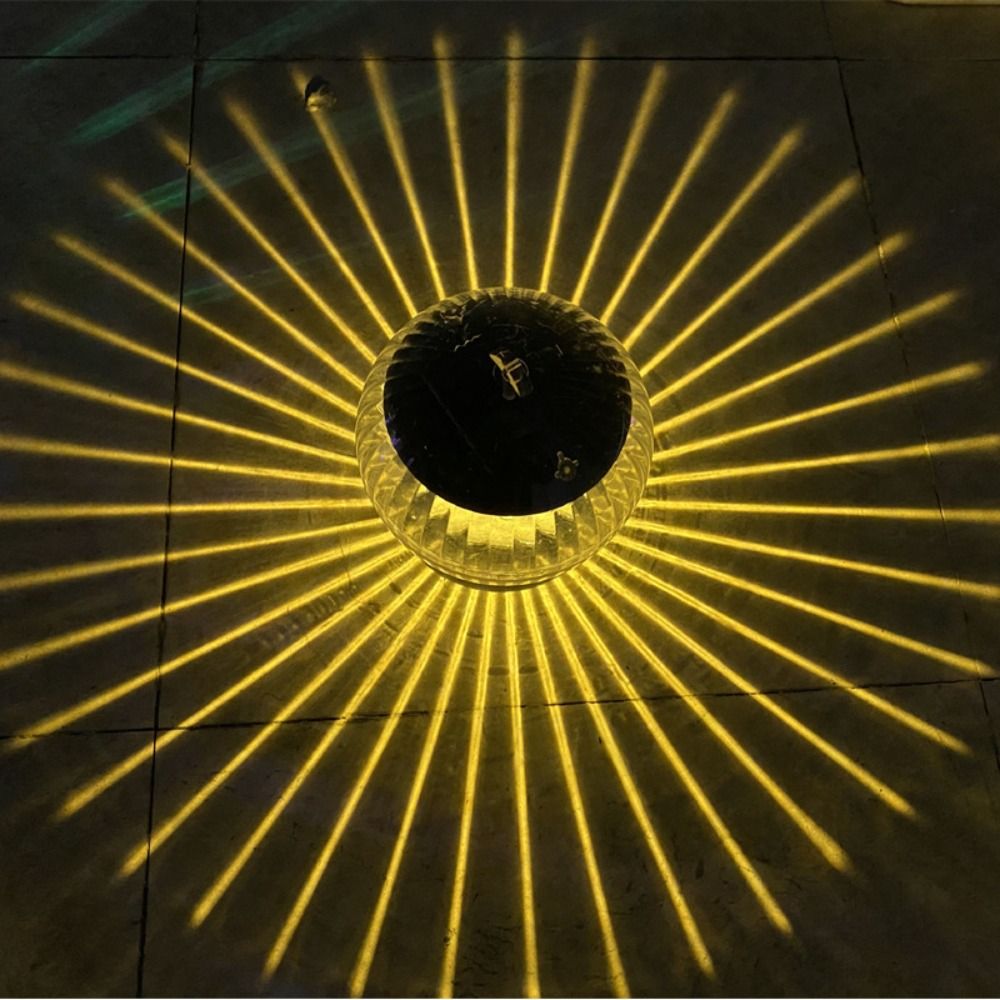 Outdoor Lighting Around Pool - Luci Solari Galleggianti Colorate per Piscina,